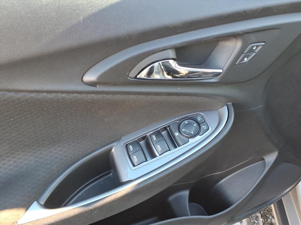 2024 Chevrolet Malibu LS 1FL