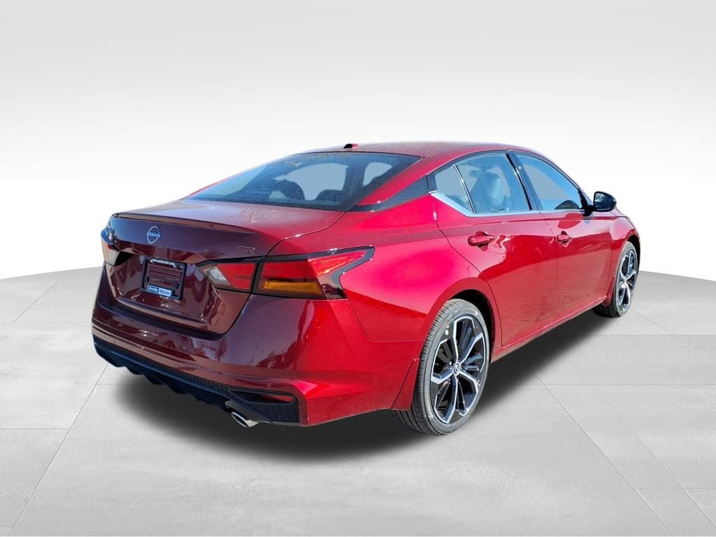 2025 Nissan Altima 2.5 SR