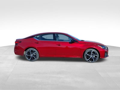 2025 Nissan Altima 2.5 SR