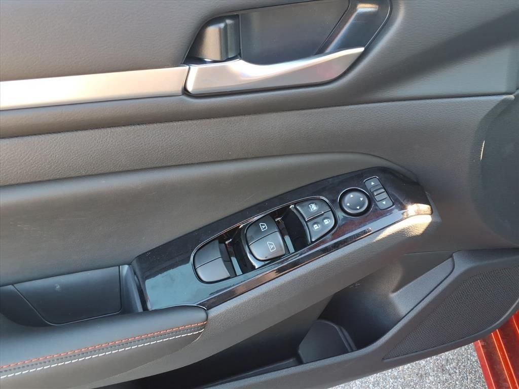 2025 Nissan Altima 2.5 SR