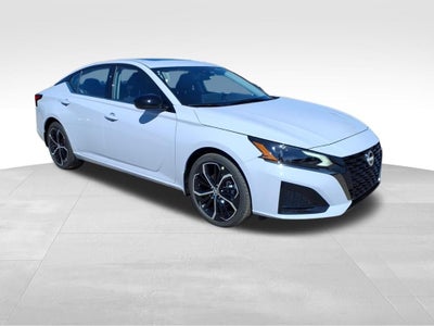 2025 Nissan Altima 2.5 SR