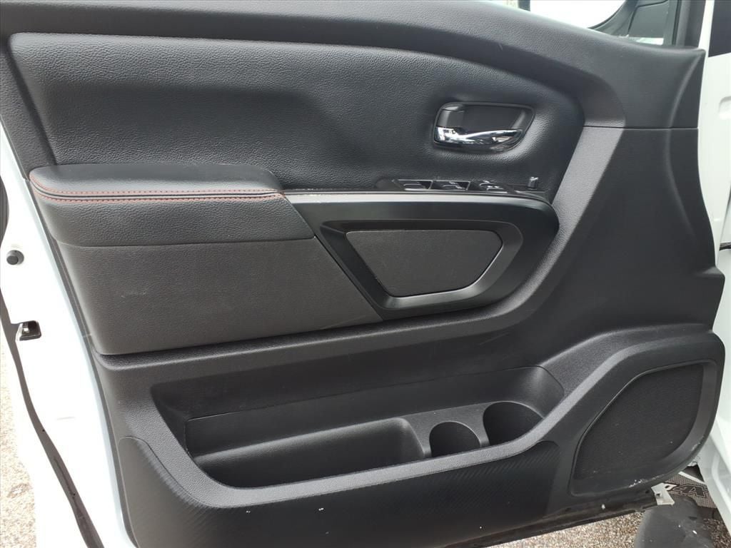 2024 Nissan Titan PRO-4X