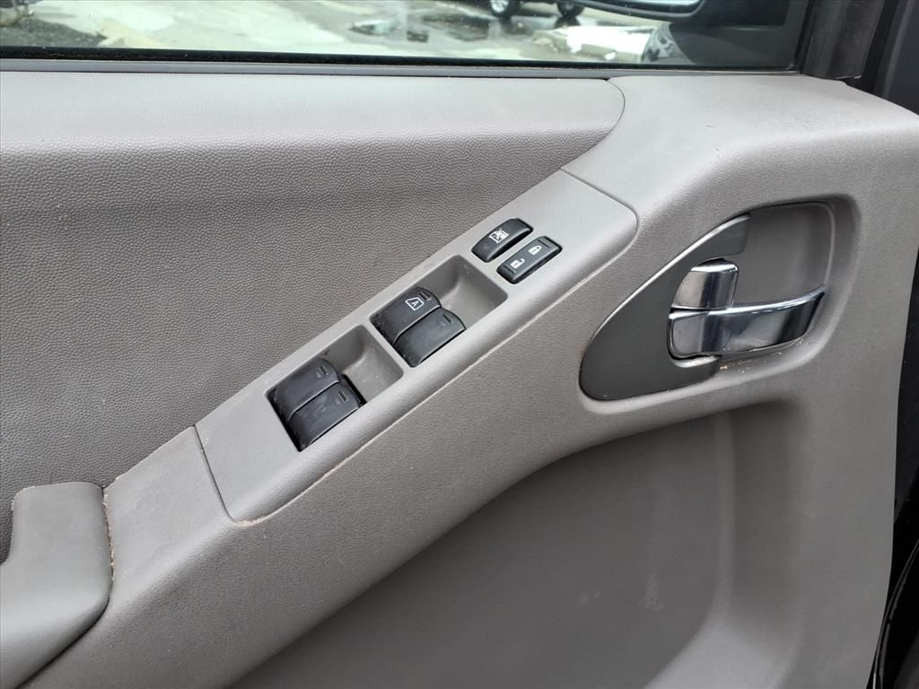 2012 Nissan Frontier SV