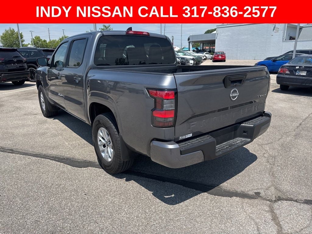 2024 Nissan Frontier SV