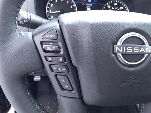 2025 Nissan Frontier SL