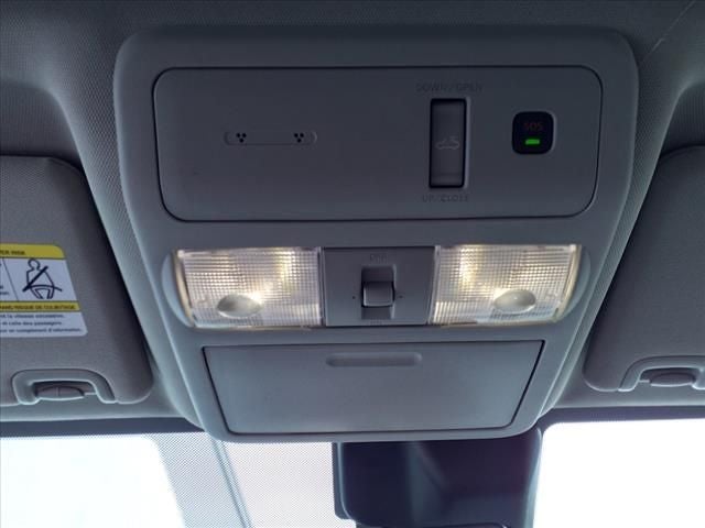 2025 Nissan Frontier SL