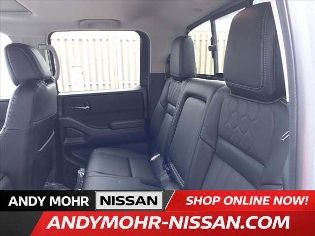 2025 Nissan Frontier SL