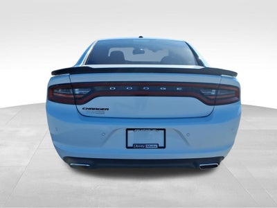 2017 Dodge Charger SE