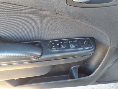 2017 Dodge Charger SE