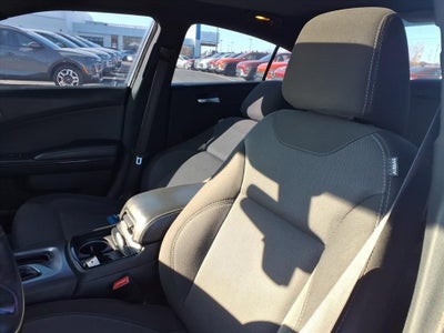 2017 Dodge Charger SE