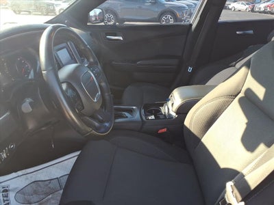 2017 Dodge Charger SE