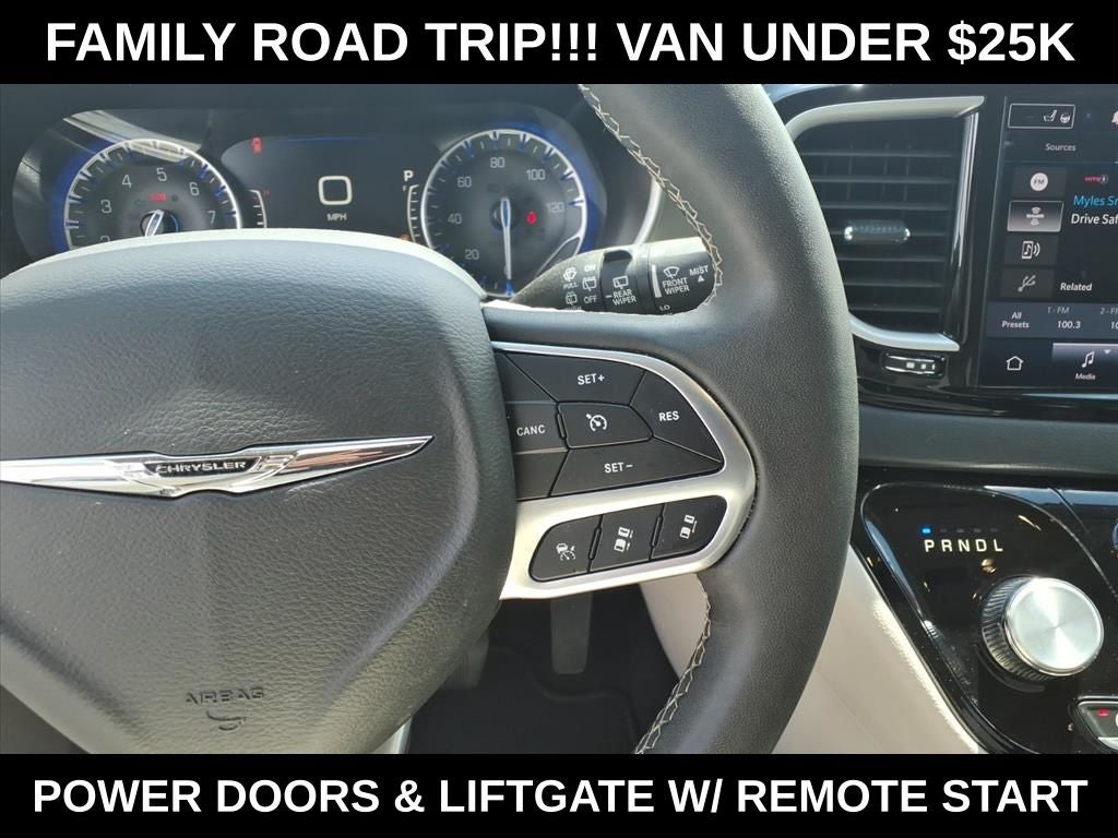 2023 Chrysler Pacifica Touring L