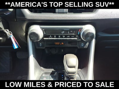 2019 Toyota RAV4 LE