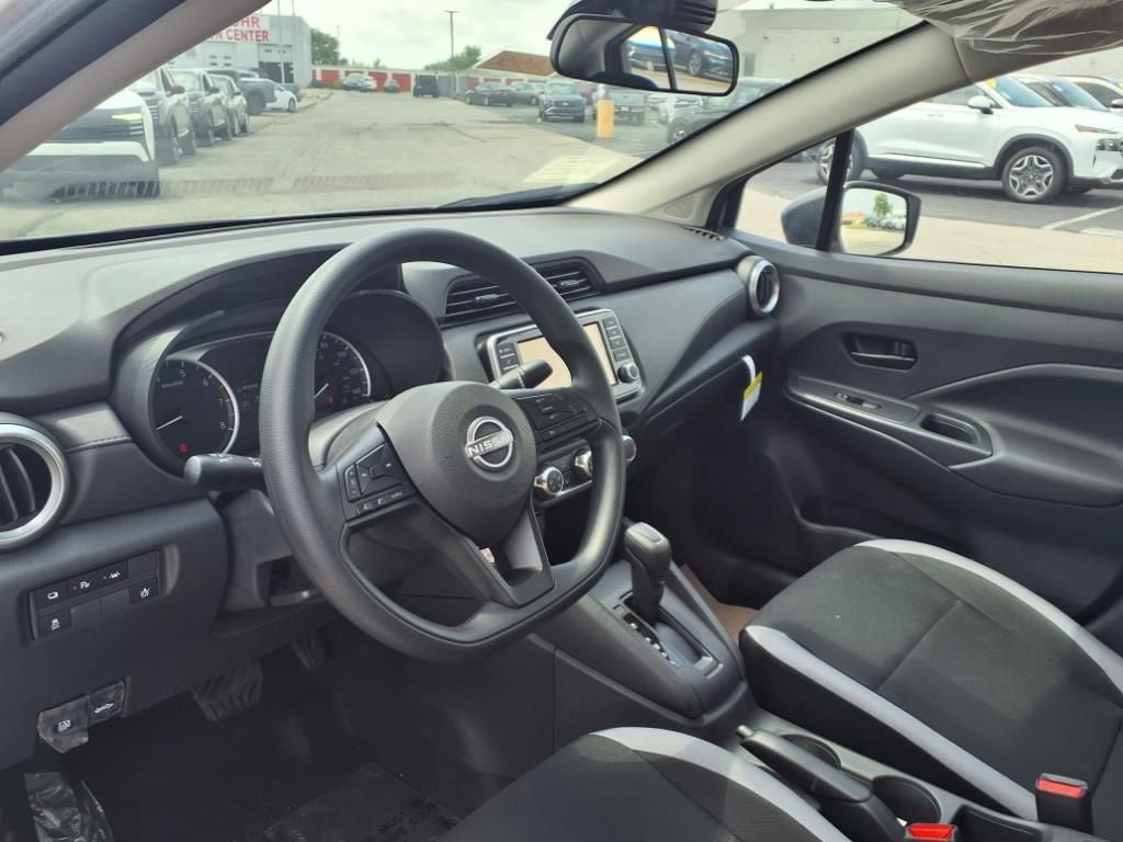 2025 Nissan Versa 1.6 S