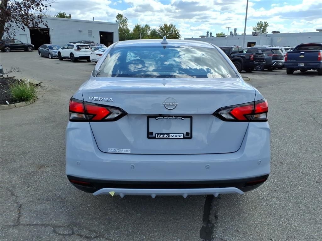 2025 Nissan Versa 1.6 SV