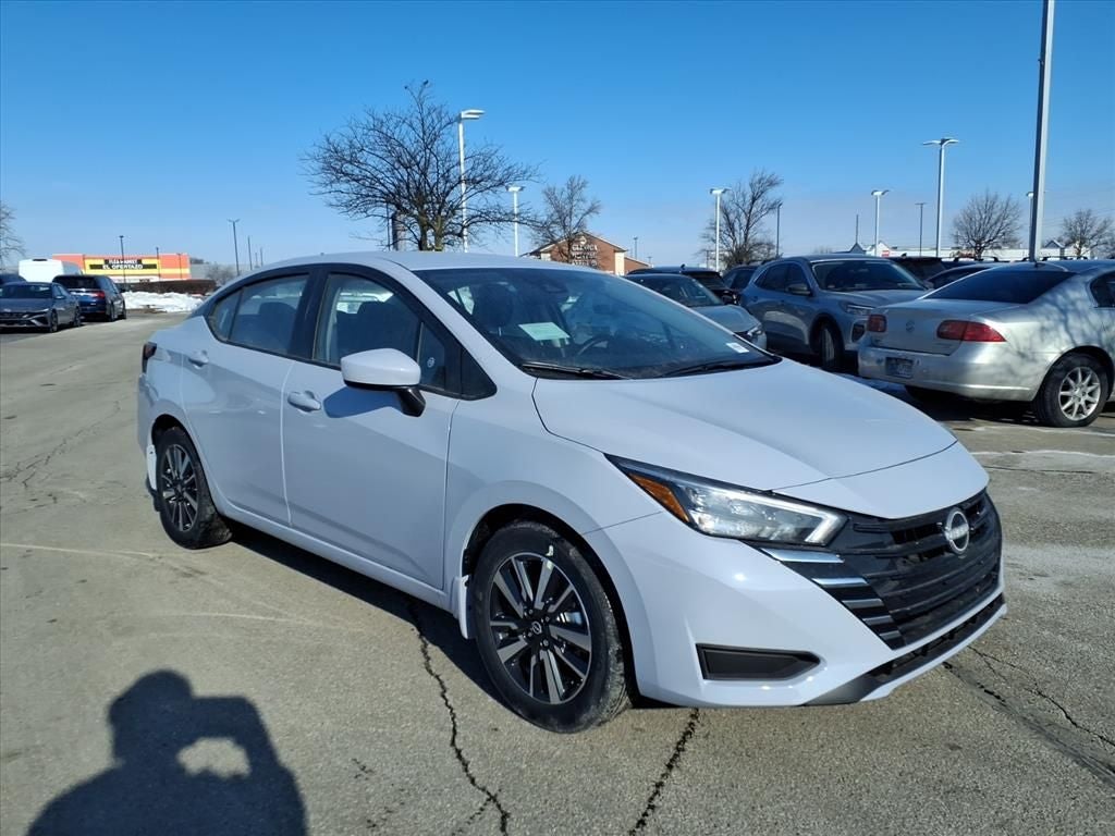 2025 Nissan Versa 1.6 SV