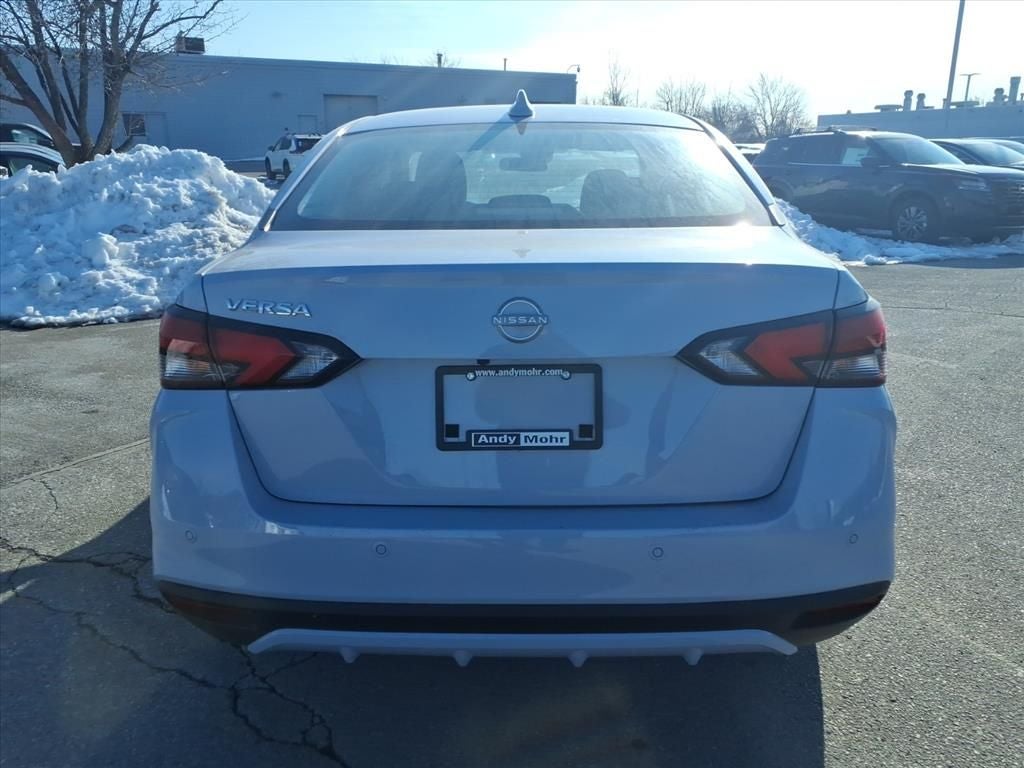 2025 Nissan Versa 1.6 SV