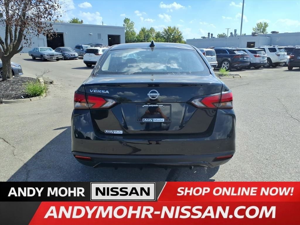 2025 Nissan Versa 1.6 SV