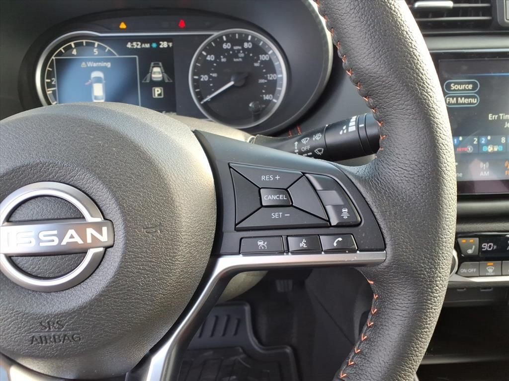 2025 Nissan Versa 1.6 SR