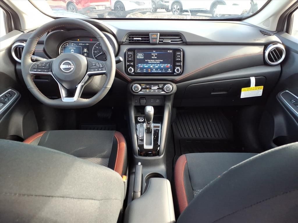 2025 Nissan Versa 1.6 SR