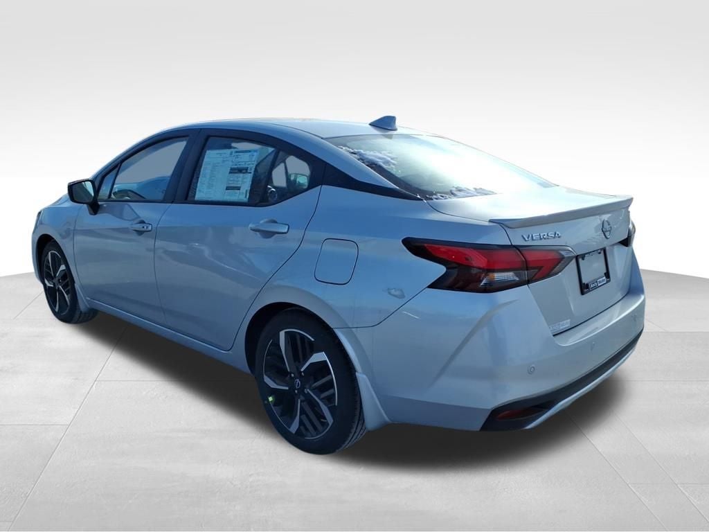 2025 Nissan Versa 1.6 SR