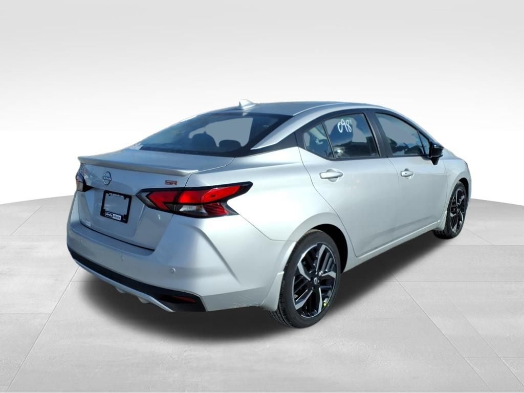 2025 Nissan Versa 1.6 SR