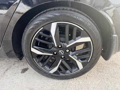 2024 Nissan Versa 1.6 SR