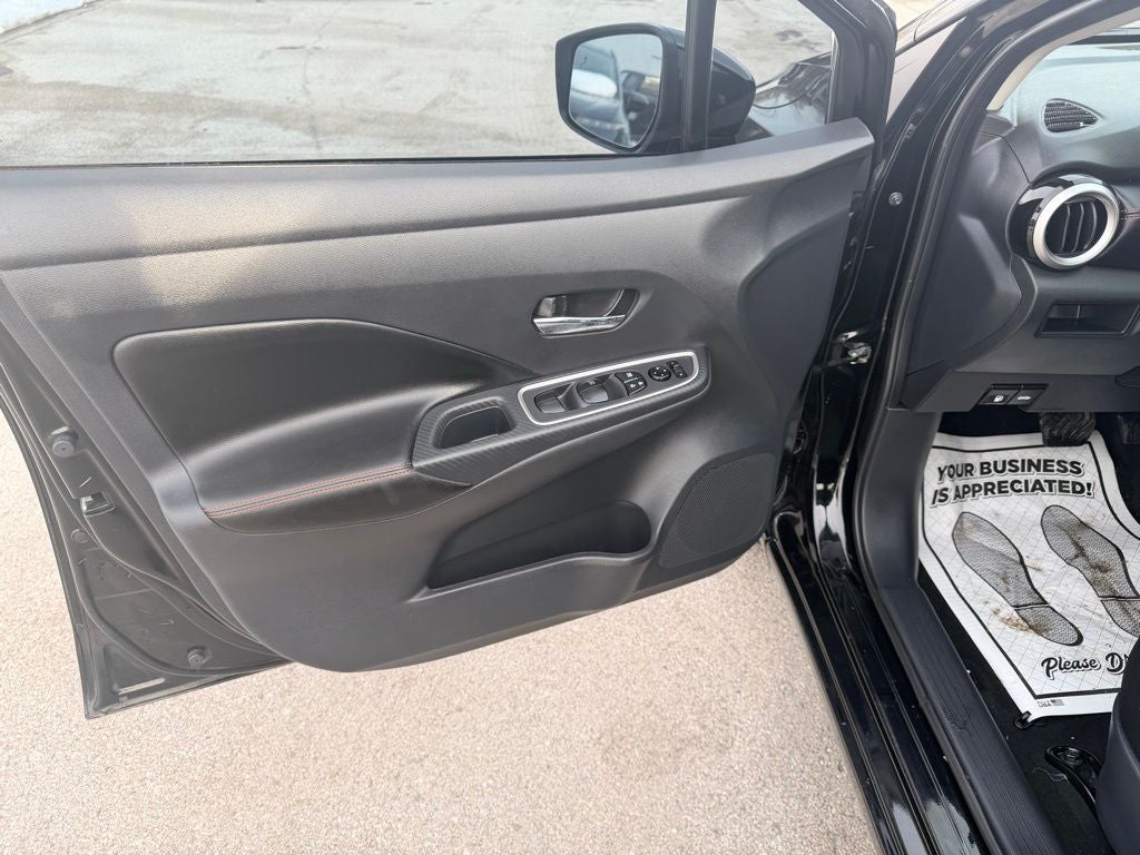 2024 Nissan Versa 1.6 SR