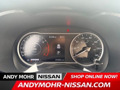 2024 Nissan Versa 1.6 SR