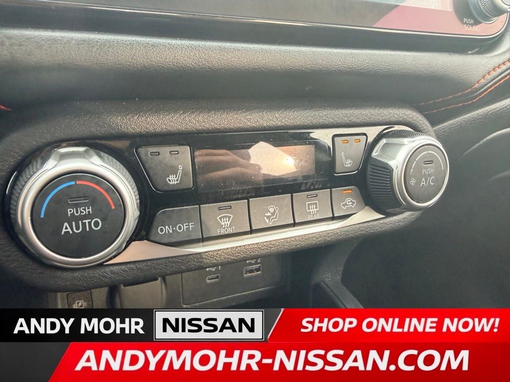 2024 Nissan Versa 1.6 SR