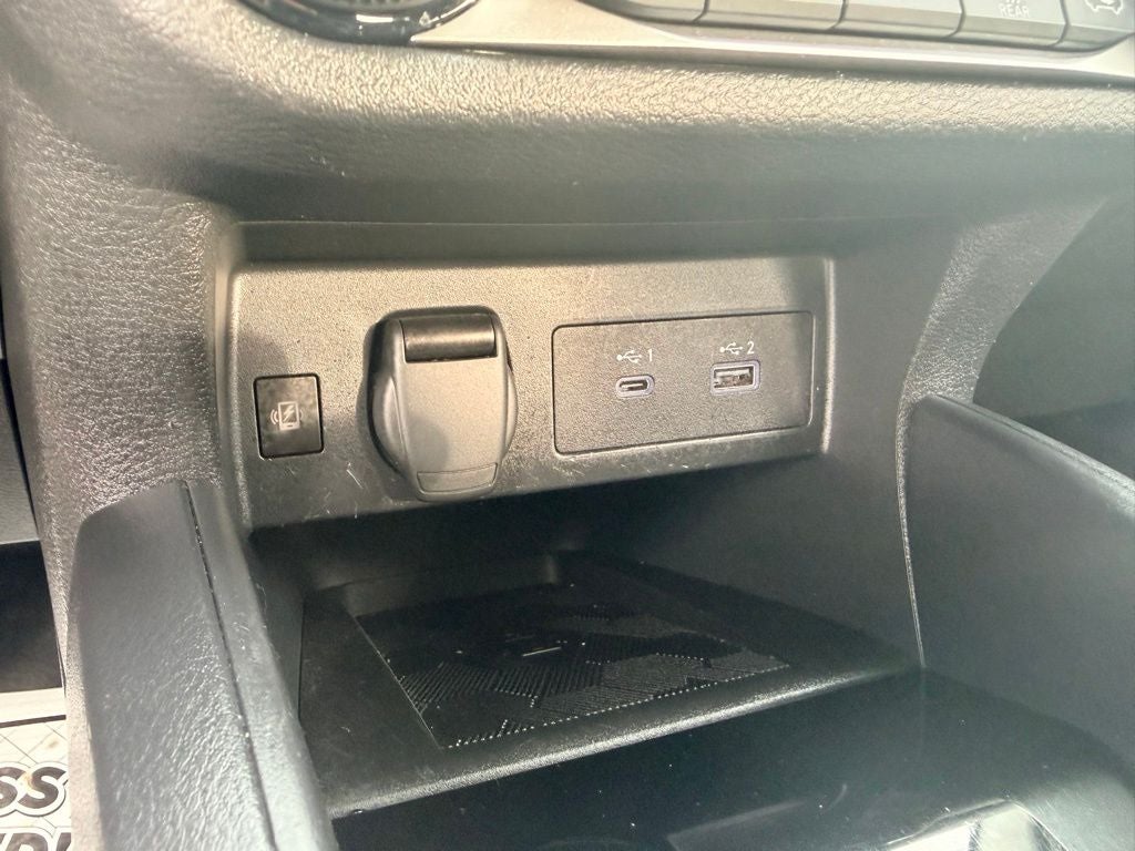 2024 Nissan Versa 1.6 SR