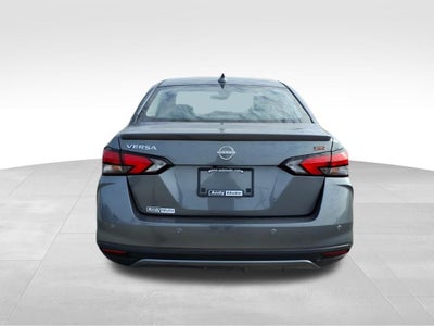 2025 Nissan Versa 1.6 SR