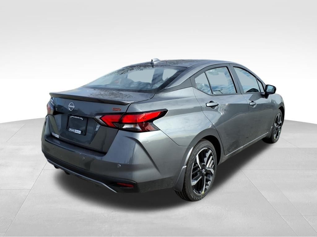 2025 Nissan Versa 1.6 SR