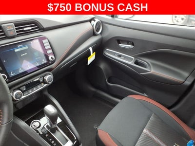 2025 Nissan Versa 1.6 SR