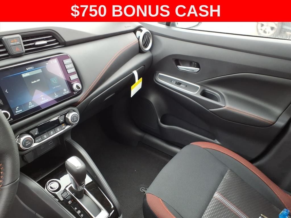 2025 Nissan Versa 1.6 SR