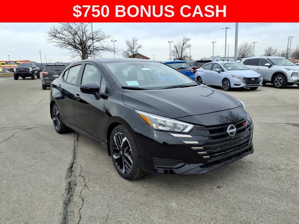 2025 Nissan Versa 1.6 SR