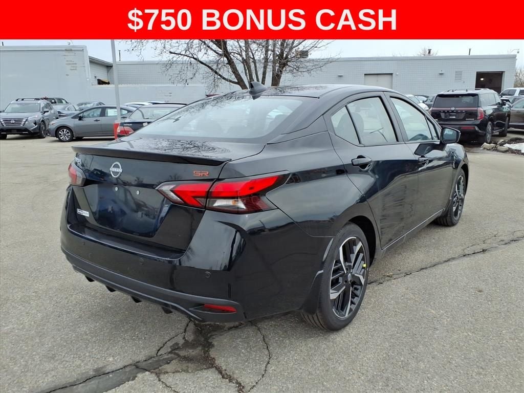 2025 Nissan Versa 1.6 SR