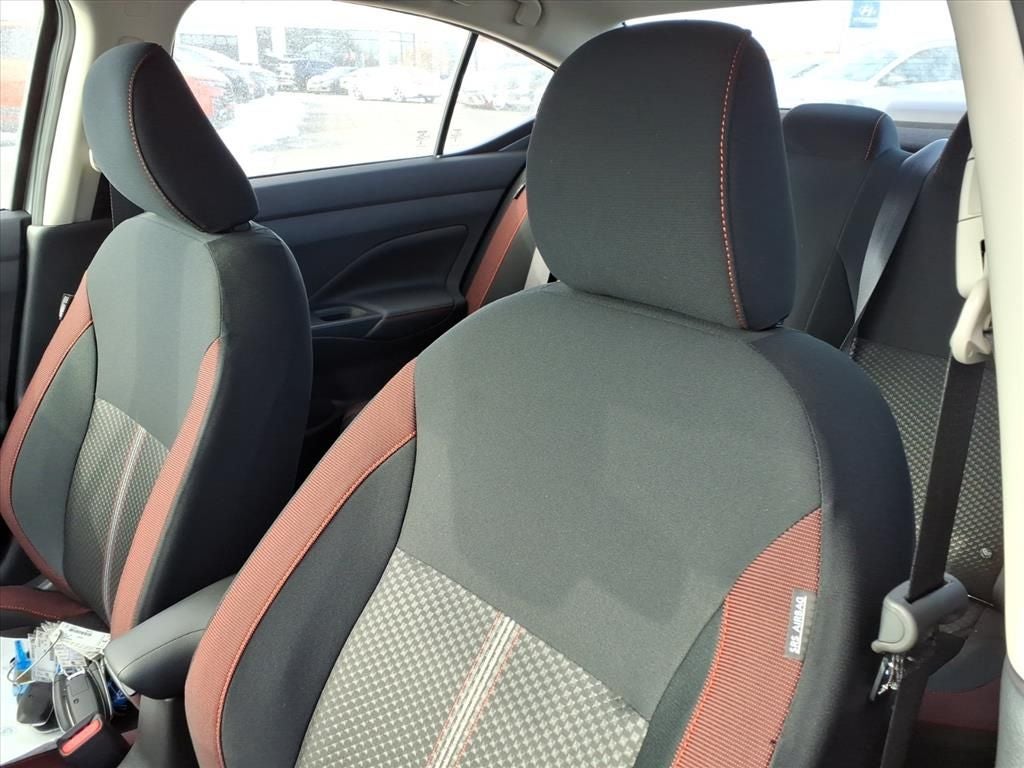 2025 Nissan Versa 1.6 SR