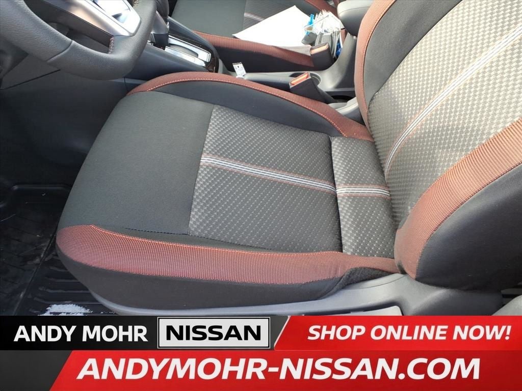 2025 Nissan Versa 1.6 SR