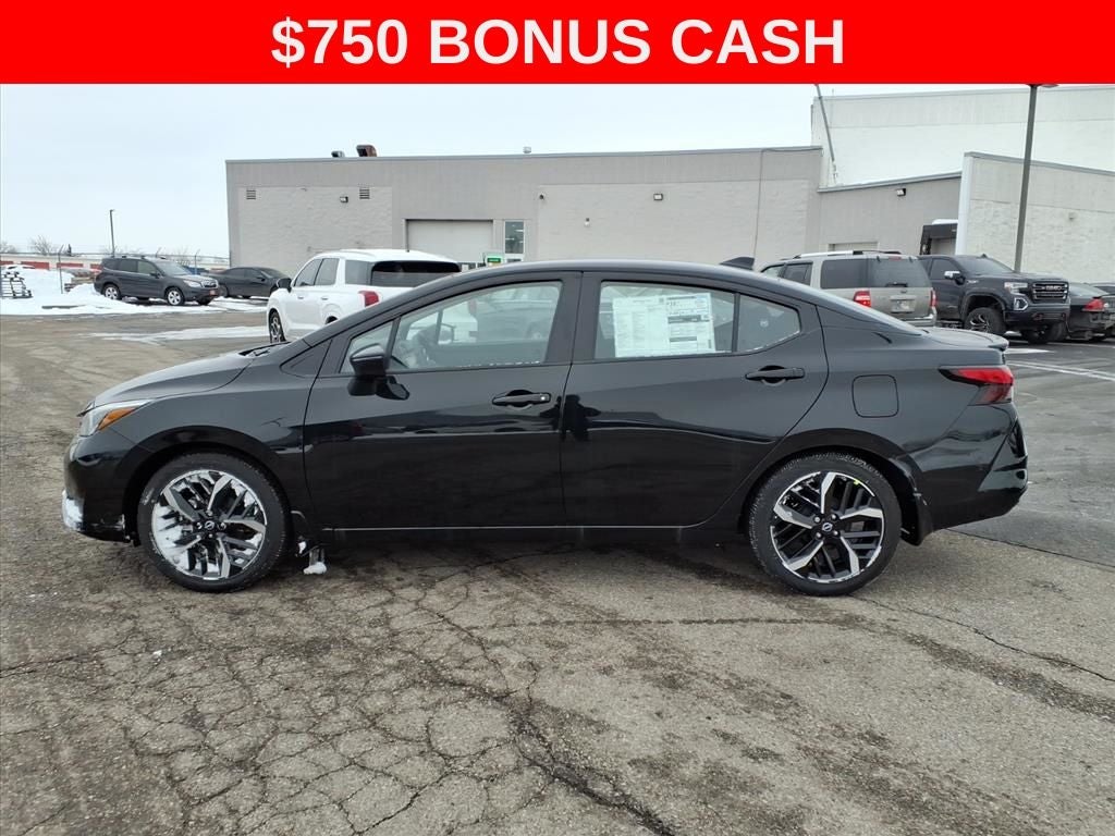 2025 Nissan Versa 1.6 SR