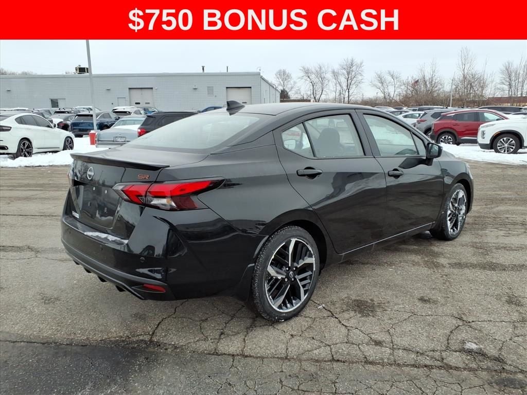 2025 Nissan Versa 1.6 SR