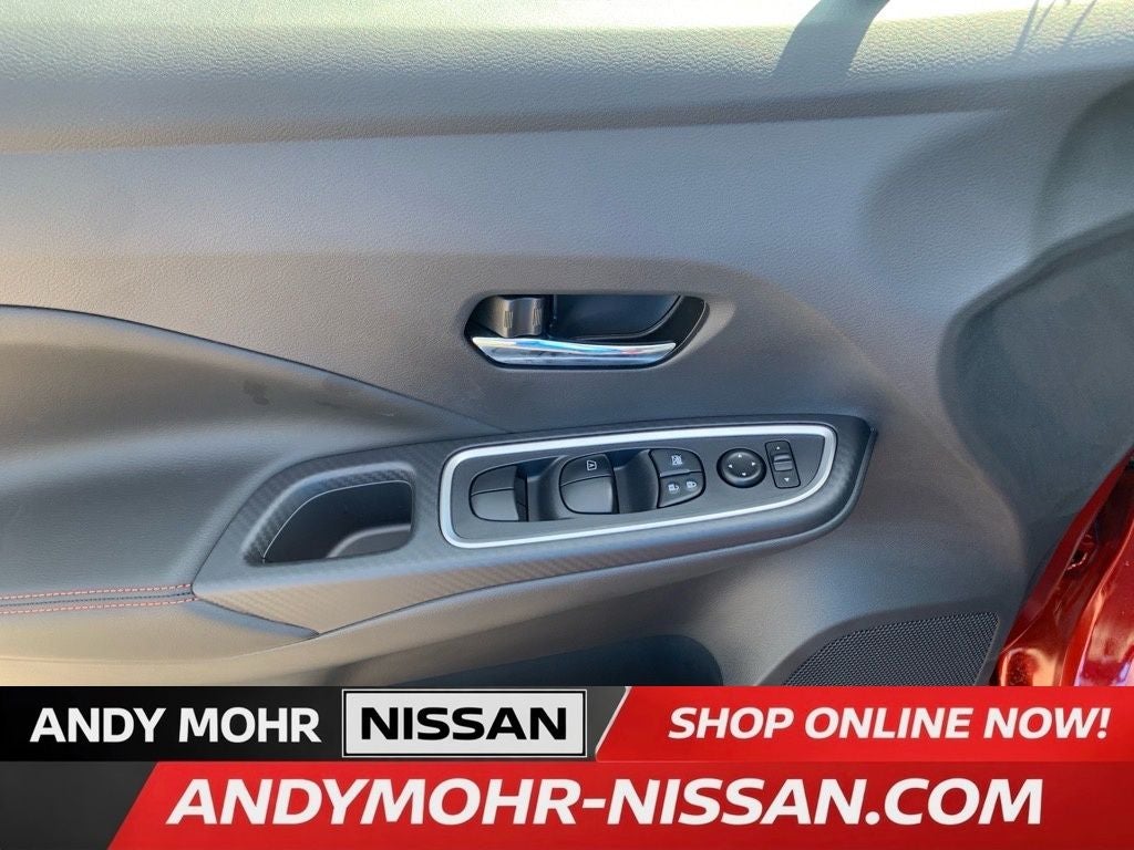 2025 Nissan Versa 1.6 SR
