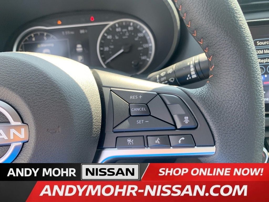 2025 Nissan Versa 1.6 SR
