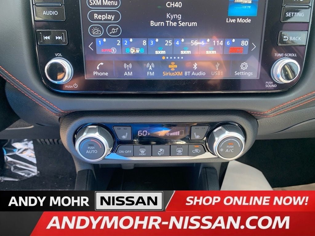 2025 Nissan Versa 1.6 SR