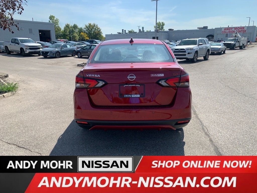 2025 Nissan Versa 1.6 SR
