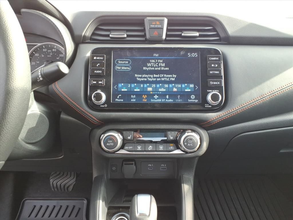 2025 Nissan Versa 1.6 SR