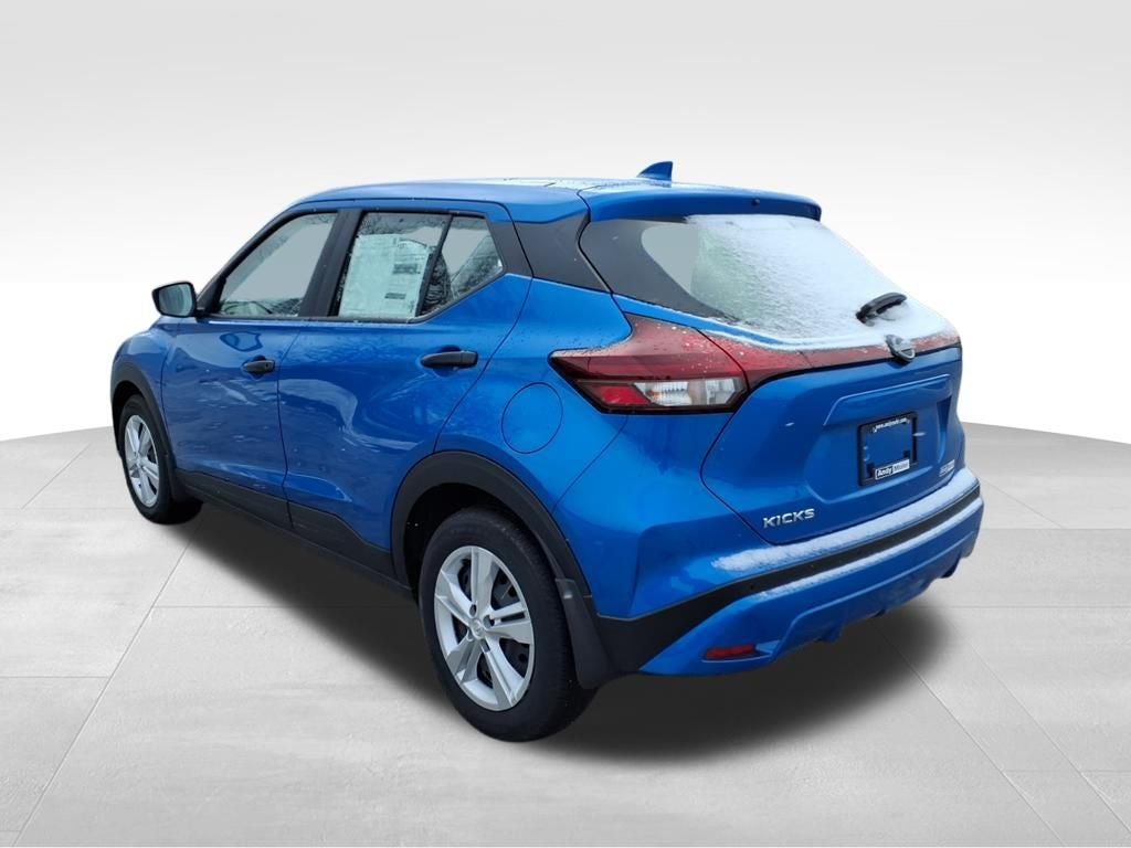 2025 Nissan Kicks Play S