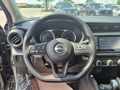 2025 Nissan Kicks Play S