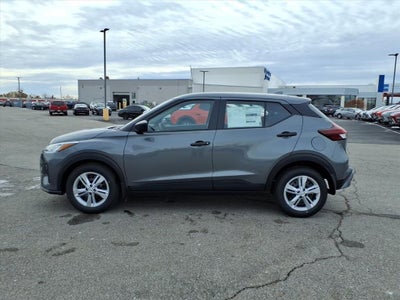 2025 Nissan Kicks Play S