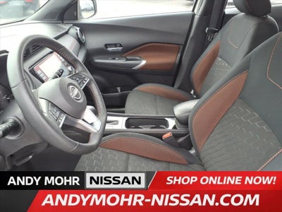 2023 Nissan Kicks SR